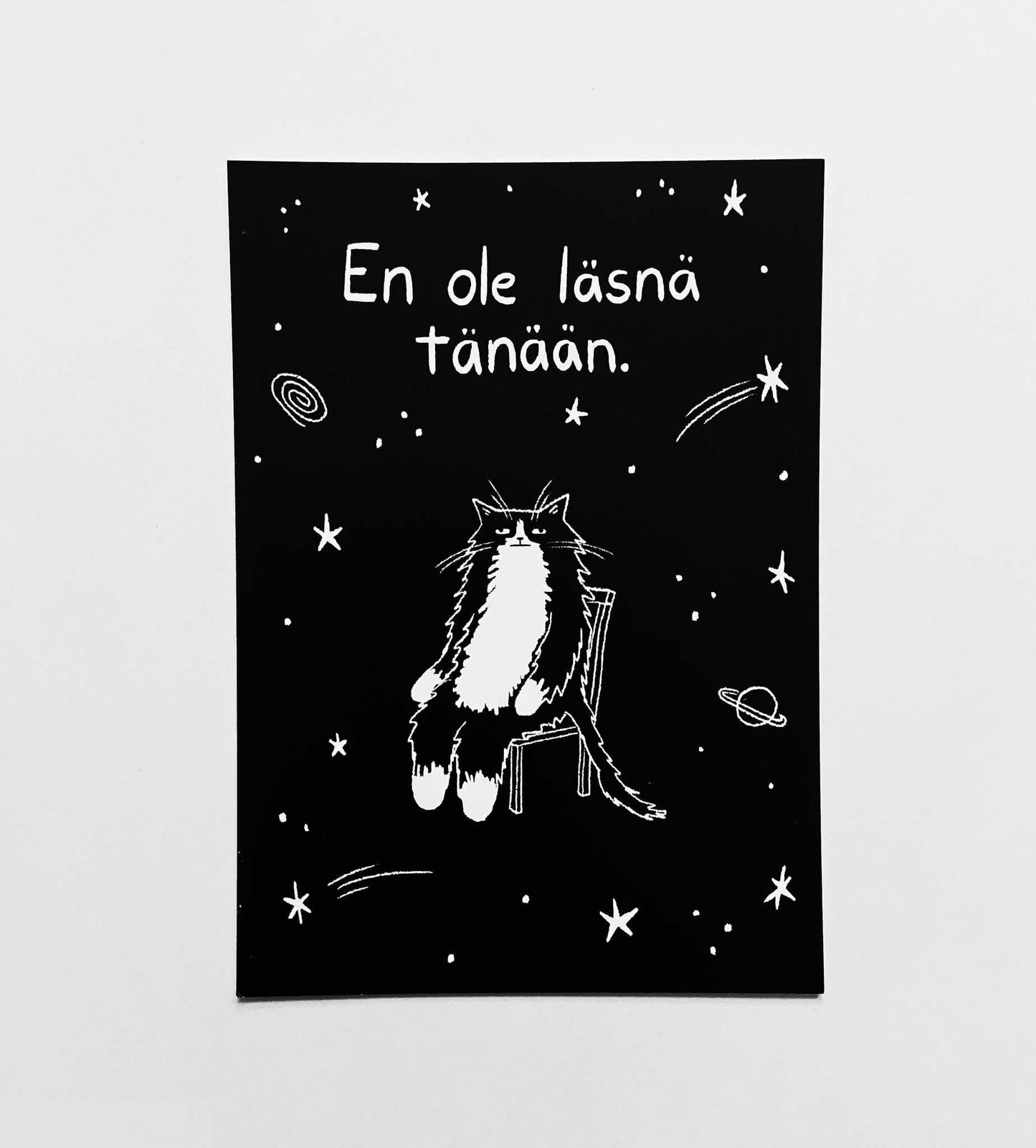 En ole läsnä | Postikortti