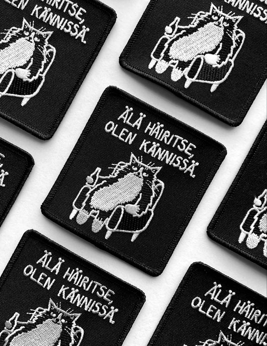 Älä häiritse olen kännissä | Kangasmerkki