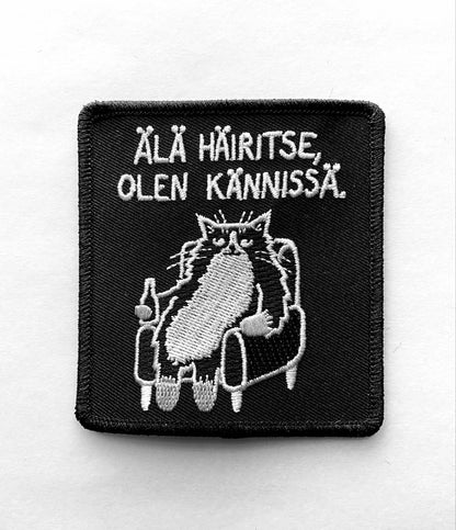 Älä häiritse olen kännissä | Kangasmerkki